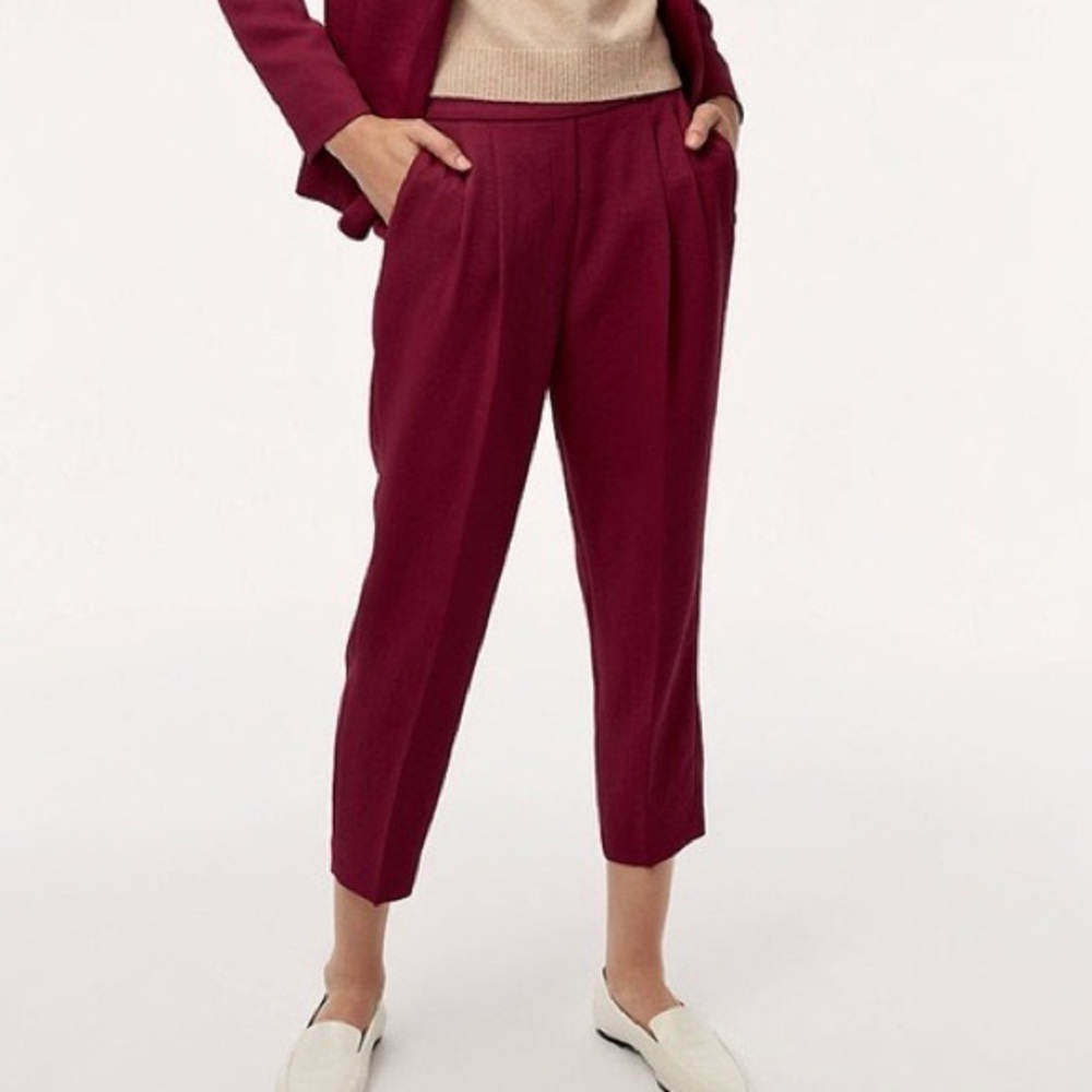 Aritzia Babaton Burgundy Cohen Pants